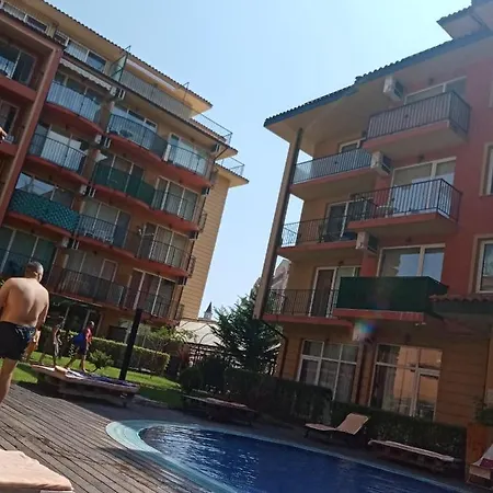 Aparthotel Studio Apartments Mirjana *
