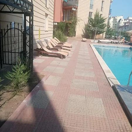 Aparthotel Studio Apartments Mirjana *